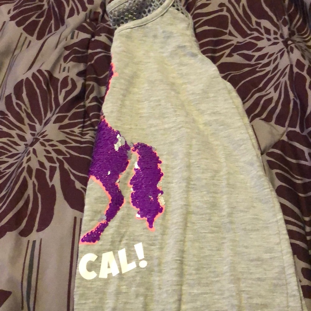 Shirt - Picture 3 of 3